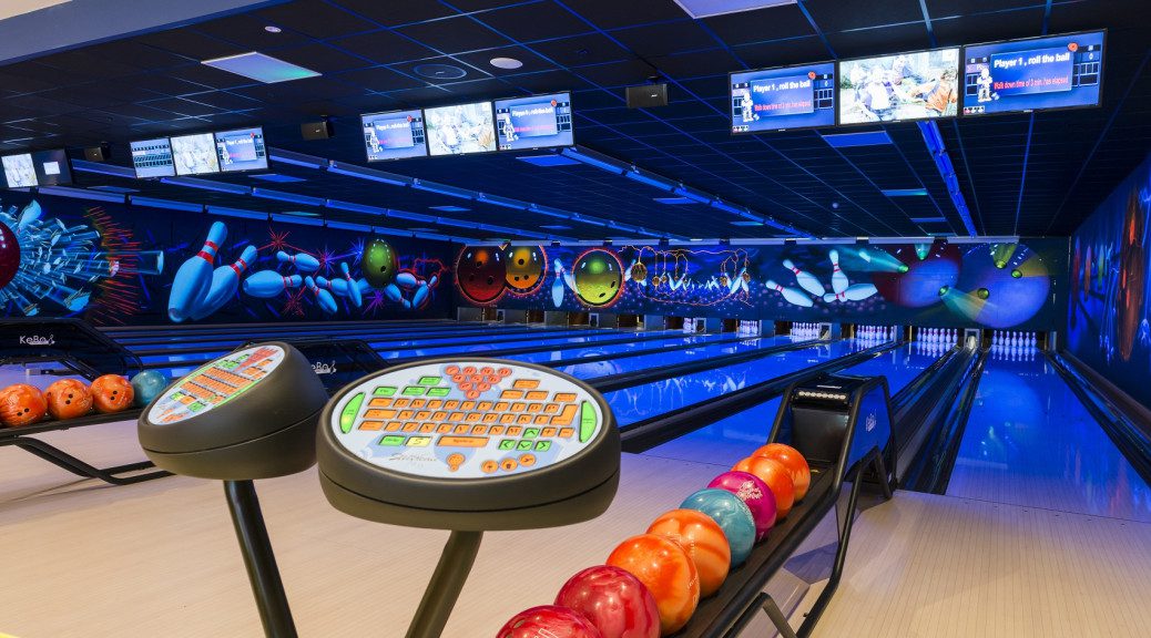bowling alleys at Center Parcs