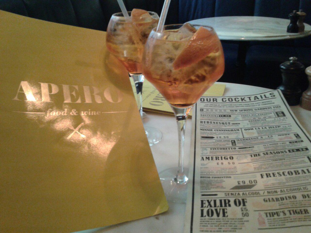apero restaurant south kensington review Aperol spritz at Apero