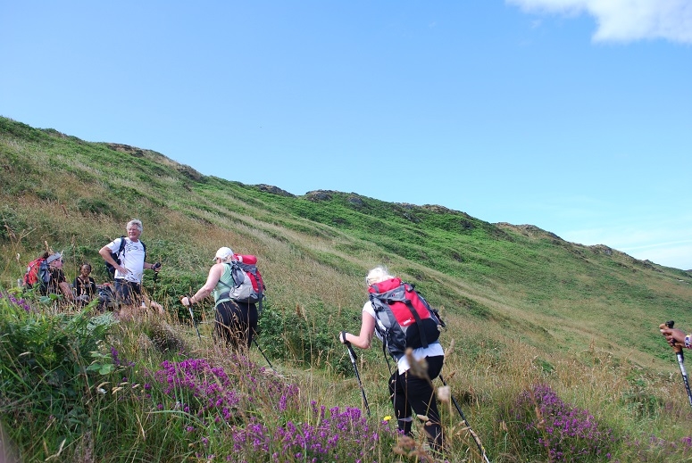 group hike on weight loss boot camp