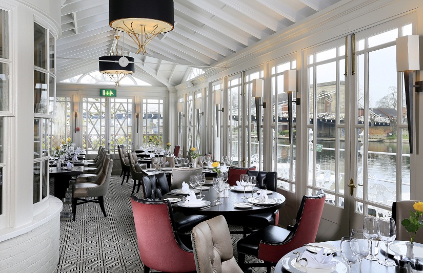 Compleat Angler Marlow Riverside restaurant 