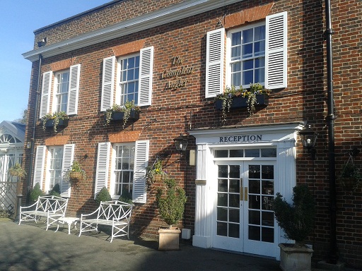 Compleat Angler Marlow entrance