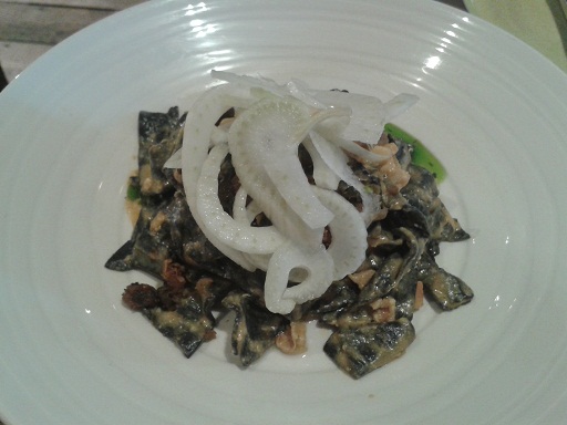 Dorset crab, chilli, black tagliatelle and fennel at rabbit restaurant kings road