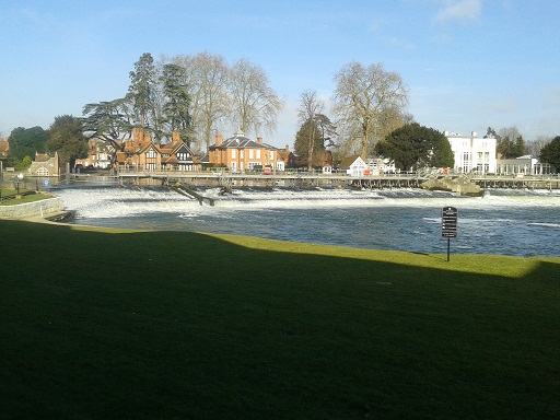 Compleat Angler Marlow view of the weir on the River Thames