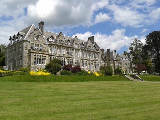 ashdown park exterior 