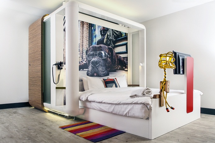 qbic hotel london city