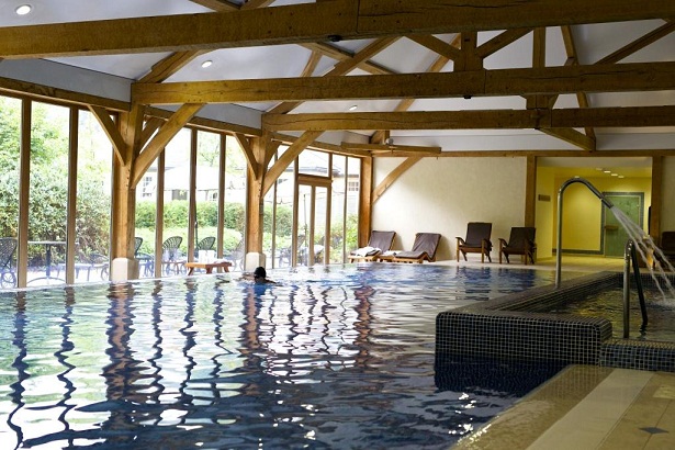 indoor swimming pool at Luton Hoo spa