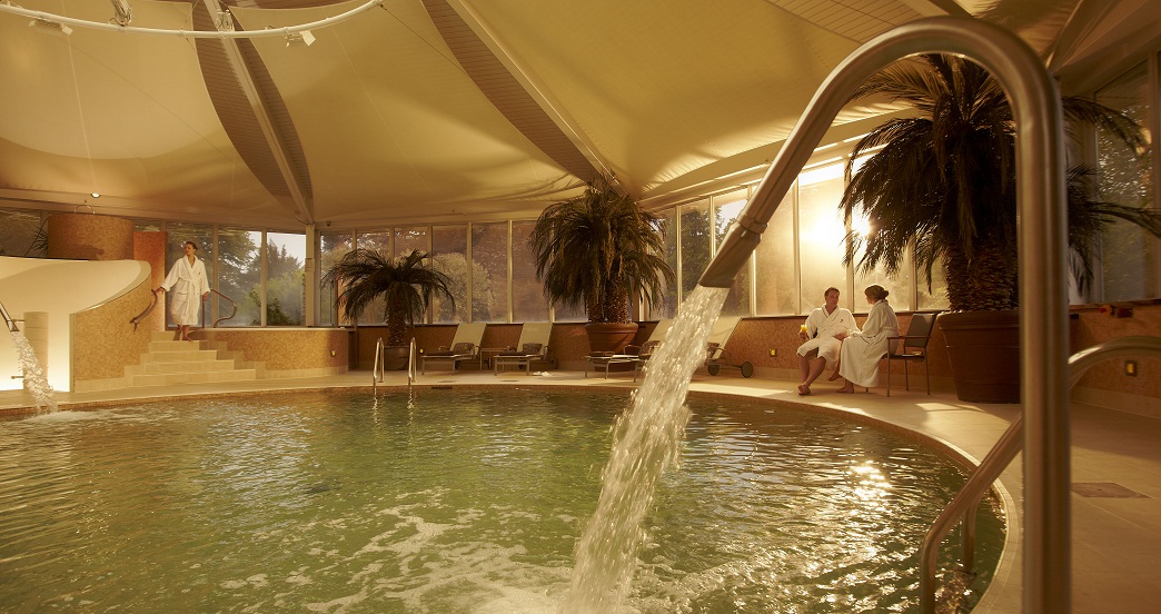 The Vineyard, Newbury The Vineyard spa with swimming pool