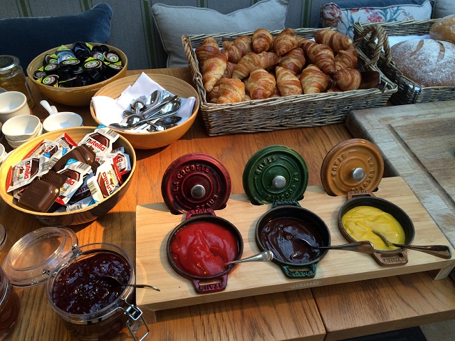 calcot manor breakfast buffet