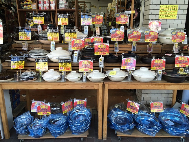 Crockery for sale in Koppabashi chefs district