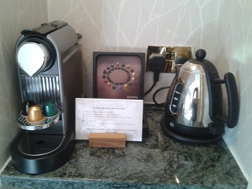 luxury hotels coffee kettle tea