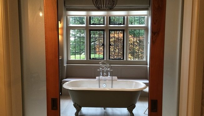 baths in hotel bedrooms