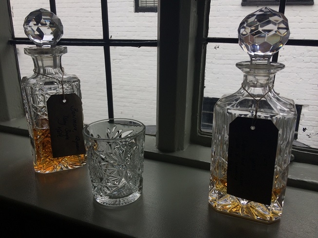 bel and the dragon cookham whisky decanters