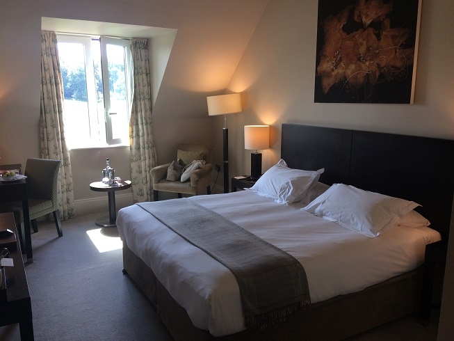 Bowood hotel double bedroom