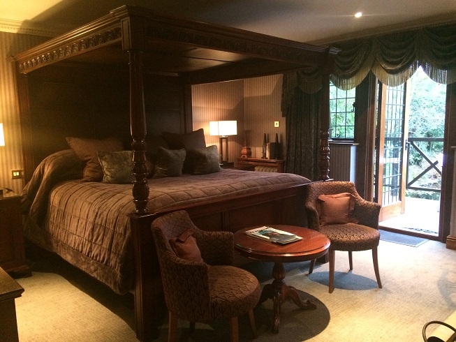 Henry VIII suite at Langstott Manor hotel