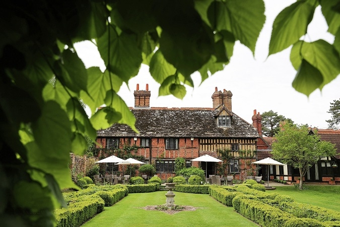 Langshott Manor hotel and gardens