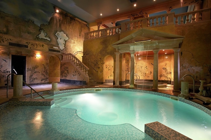 hydrotherapy pool and hot tub at Rowhill Grange spa