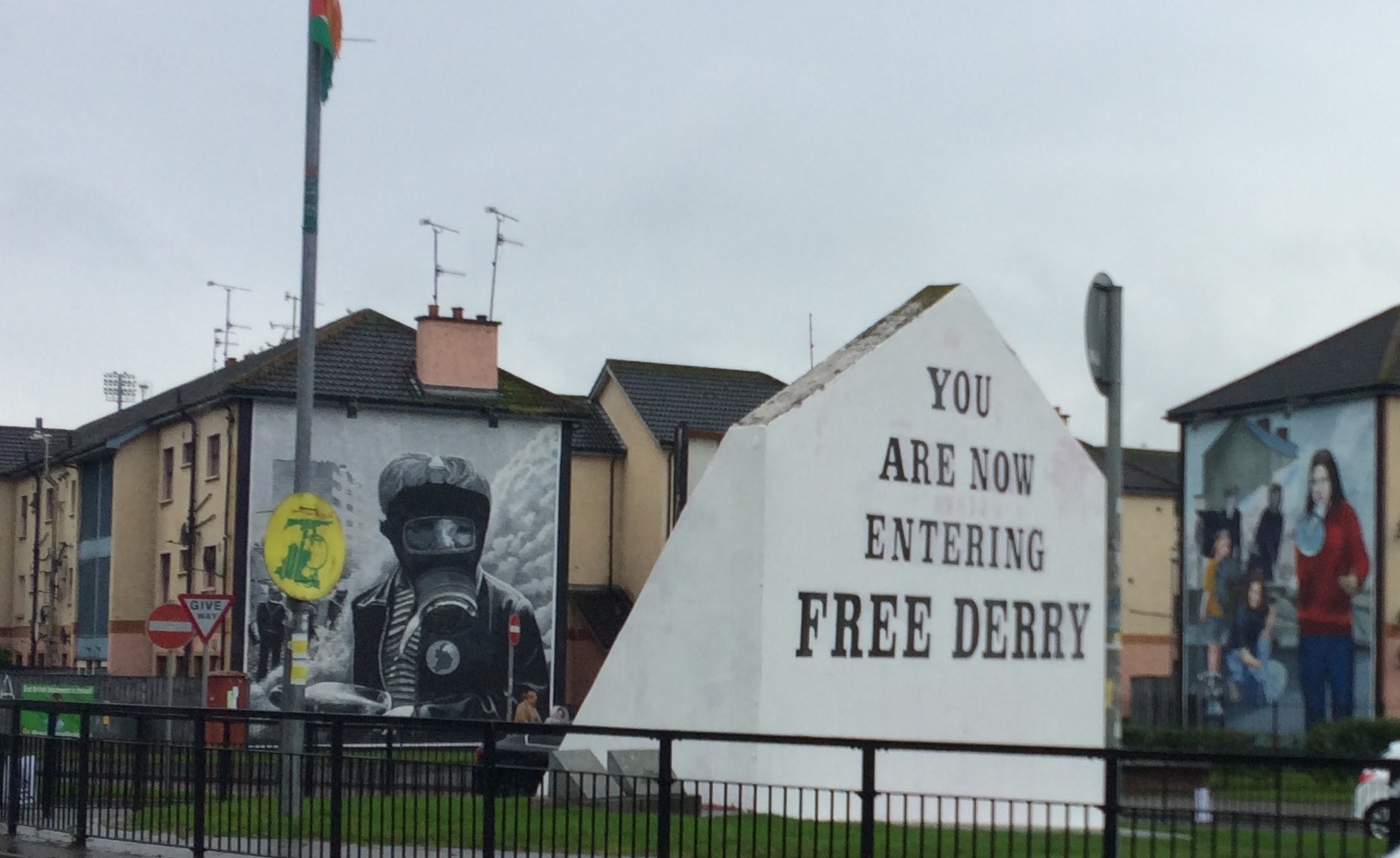 you are now entering free derry mural