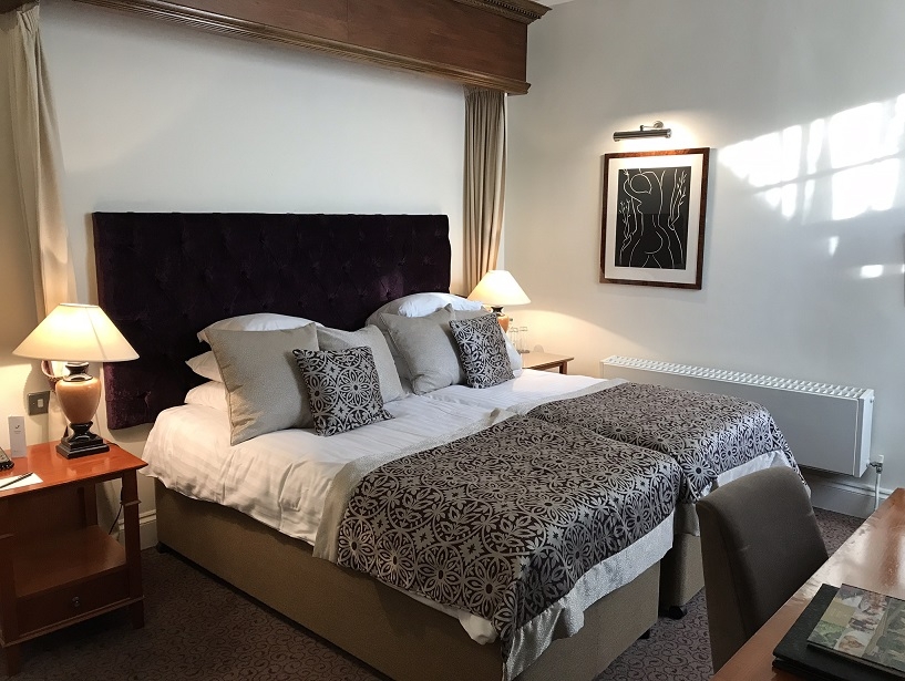 Brands Hatch Place bedroom