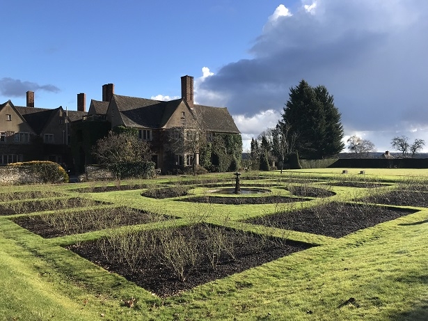 mallory court hotel rose garden