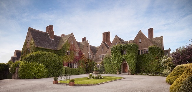 entrance to Mallory Court