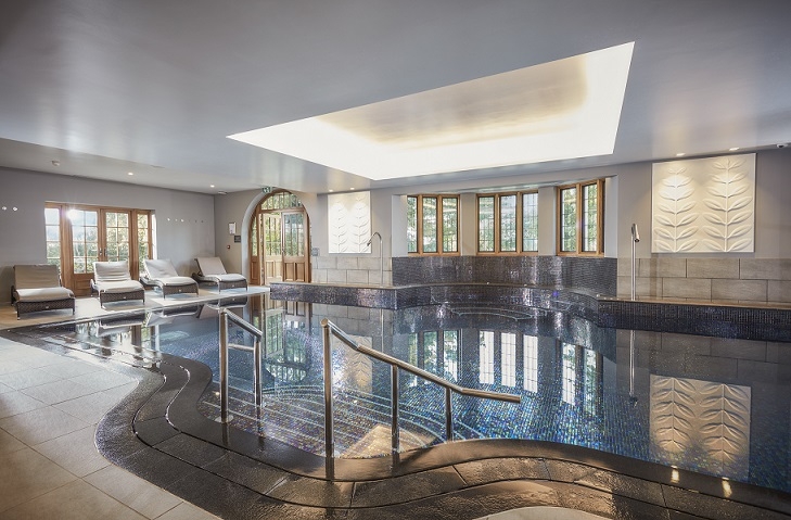 Mallory Court spa hydrotherapy pool