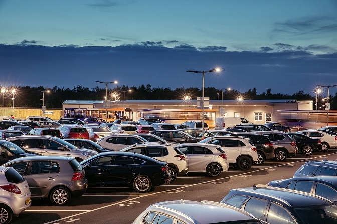 Arranging a hotel and parking at Gatwick airport APH Parking Gatwick car park
