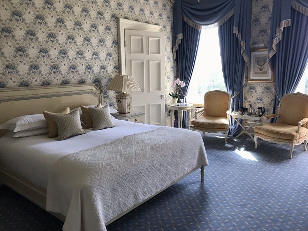 blue bedroom at Kilworth House