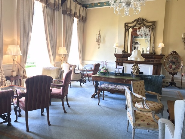 Main lounge at Kilworth House hotel