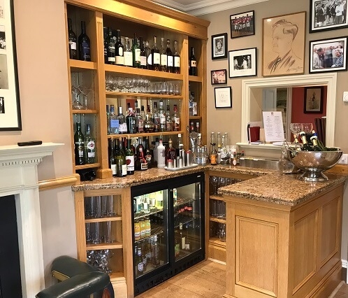 hotel bar