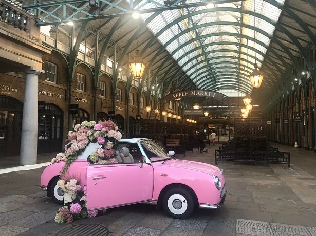 Covent Garden looking pretty (and empty) at 7am - bliss! Covent Garden looking pretty (and empty) at 7am - bliss!