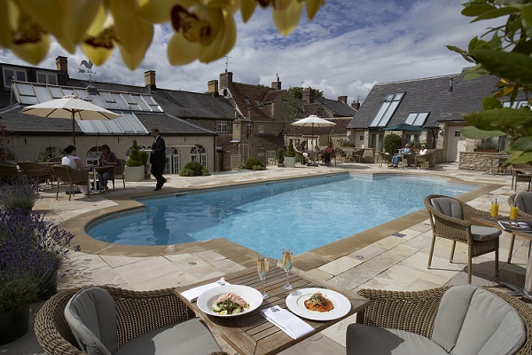 feversham arms outdoor pool