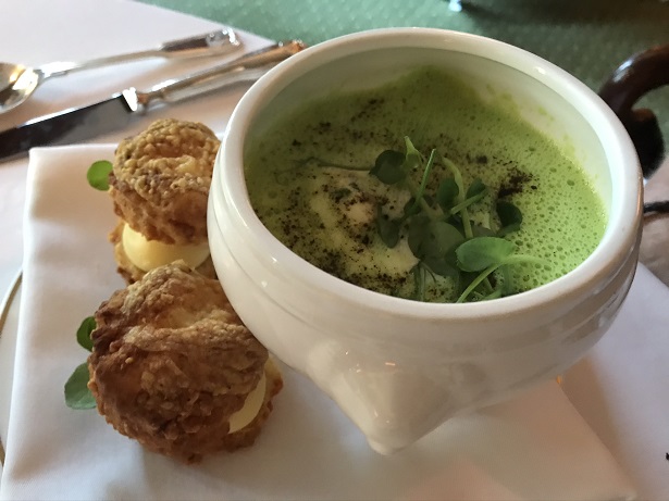 English pea velouté with cheese scones