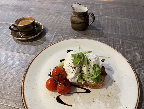 breakfast Henry's Hoar Cross Hall