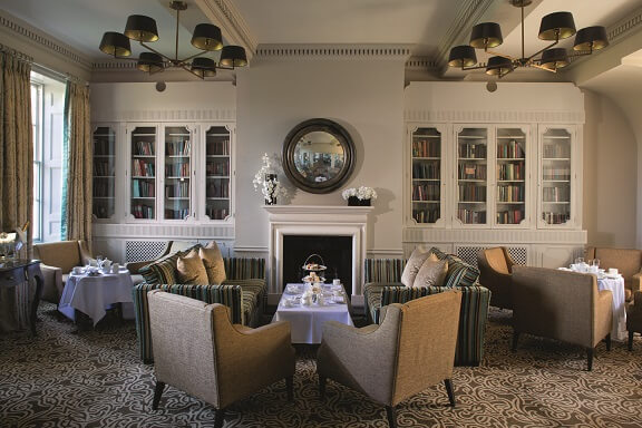 cocktail lounge at Sopwell House