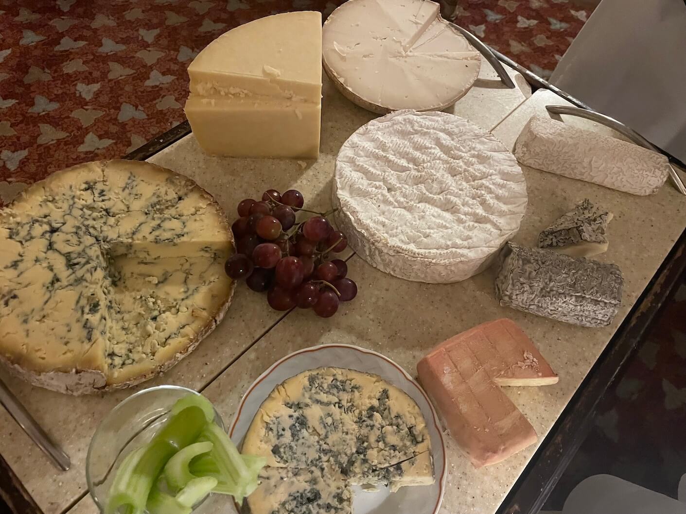 An excellent selection of cheese to choose from rounded the meal off perfectly (as did the accompanying glass of port)