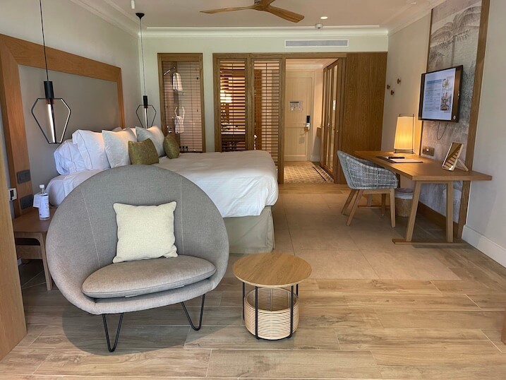 best hotels in Mauritius Sugar Beach resort bedroom 