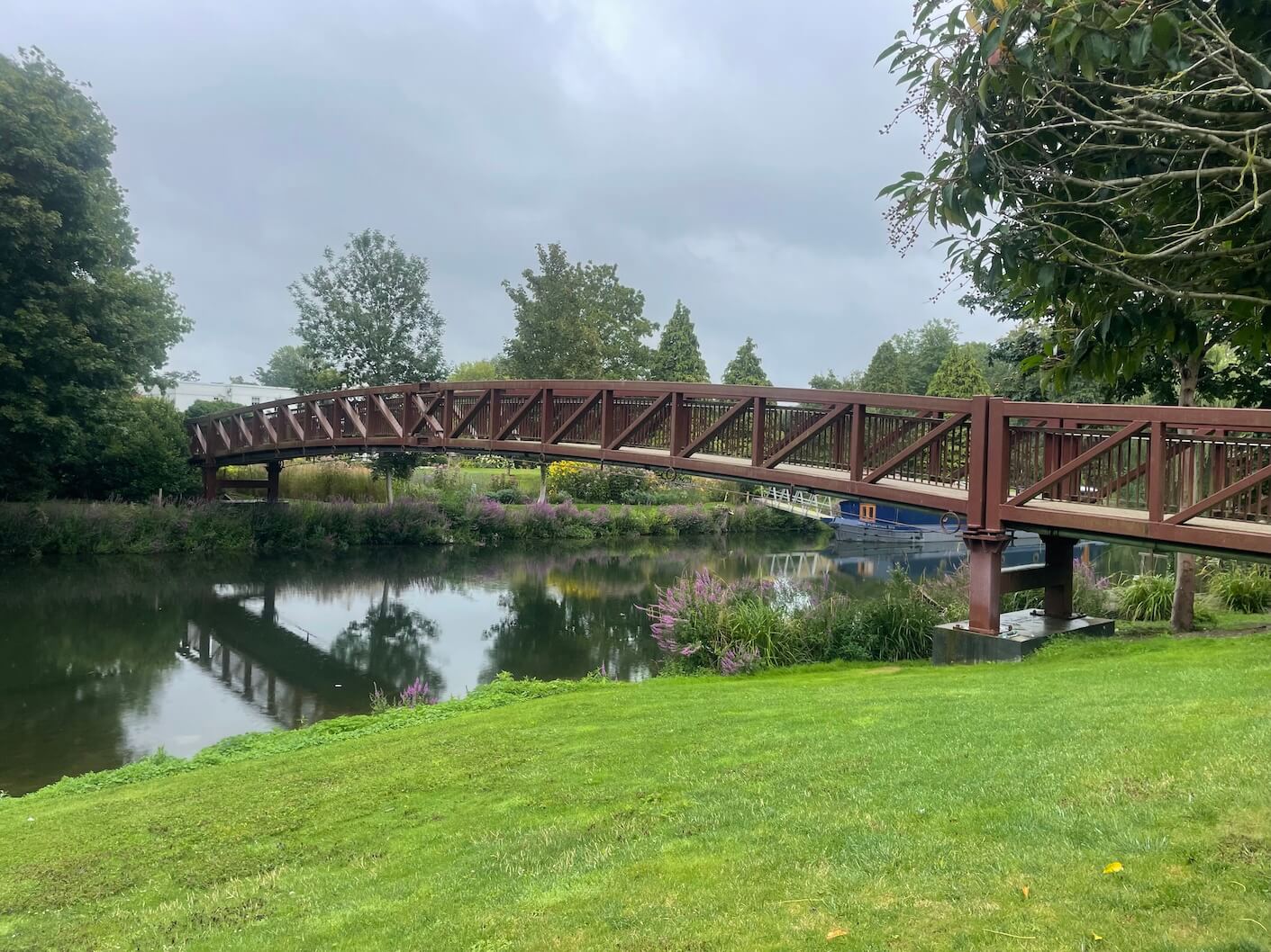 Monkey Island hotel footbridge across the river