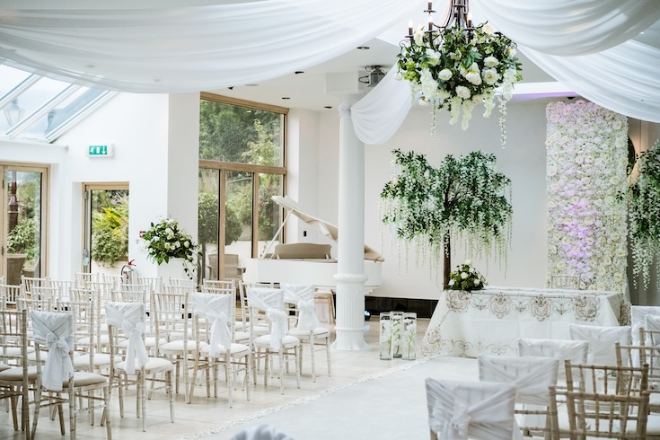 Gibbon Bridge is a popular wedding venue and can cater for all different party sizes, as well as offering outdoor weddings at its licensed bandstand