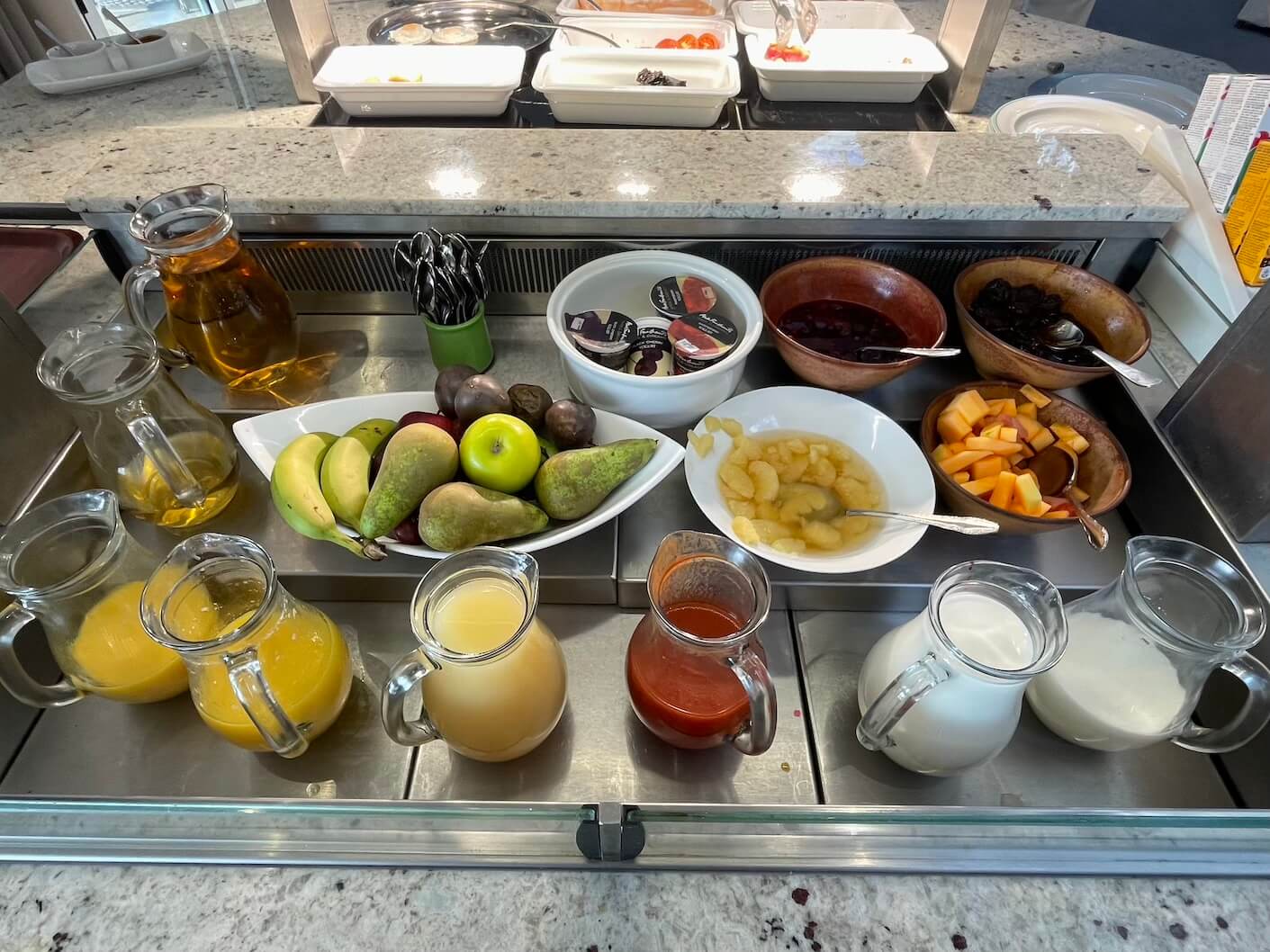 The buffet breakfast at Gibbon Bridge hotel